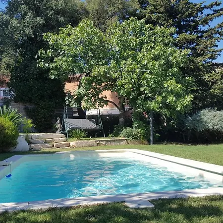 Les Figuiers Villa *