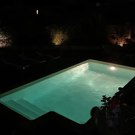 Les Figuiers Villa *